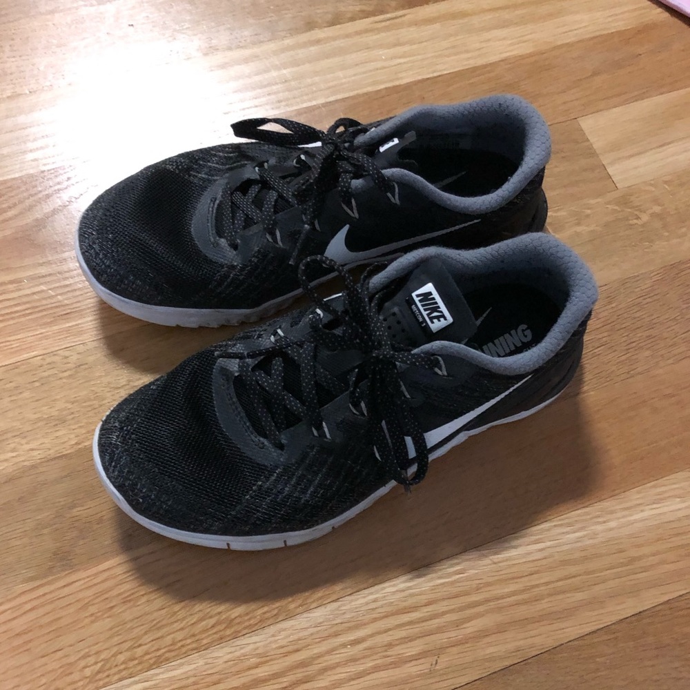 Women’s Nike Metcon size 7
